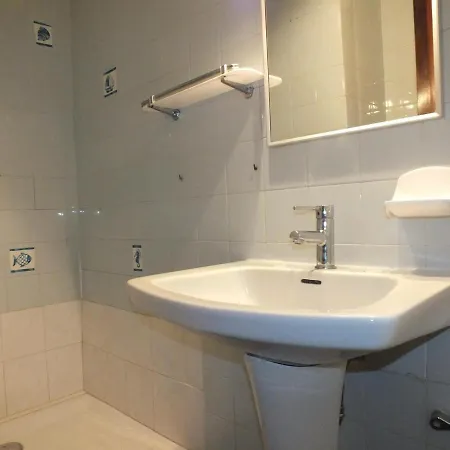 アパート Santa-margarita: 2 Habitaciones, Piscina, Cerca De La Playa - Es-204-17 *
